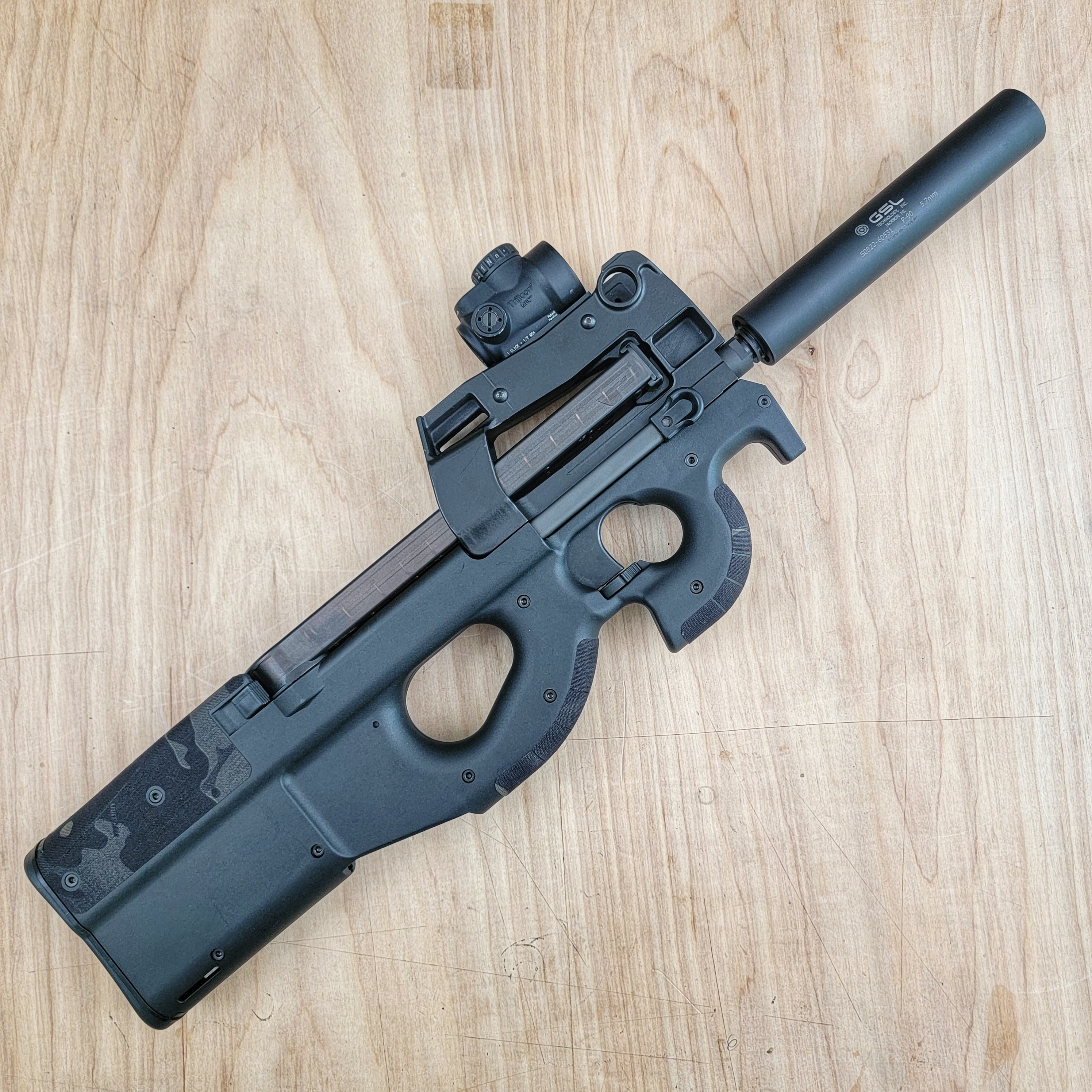 FN PS90/P90 (A.K. A.